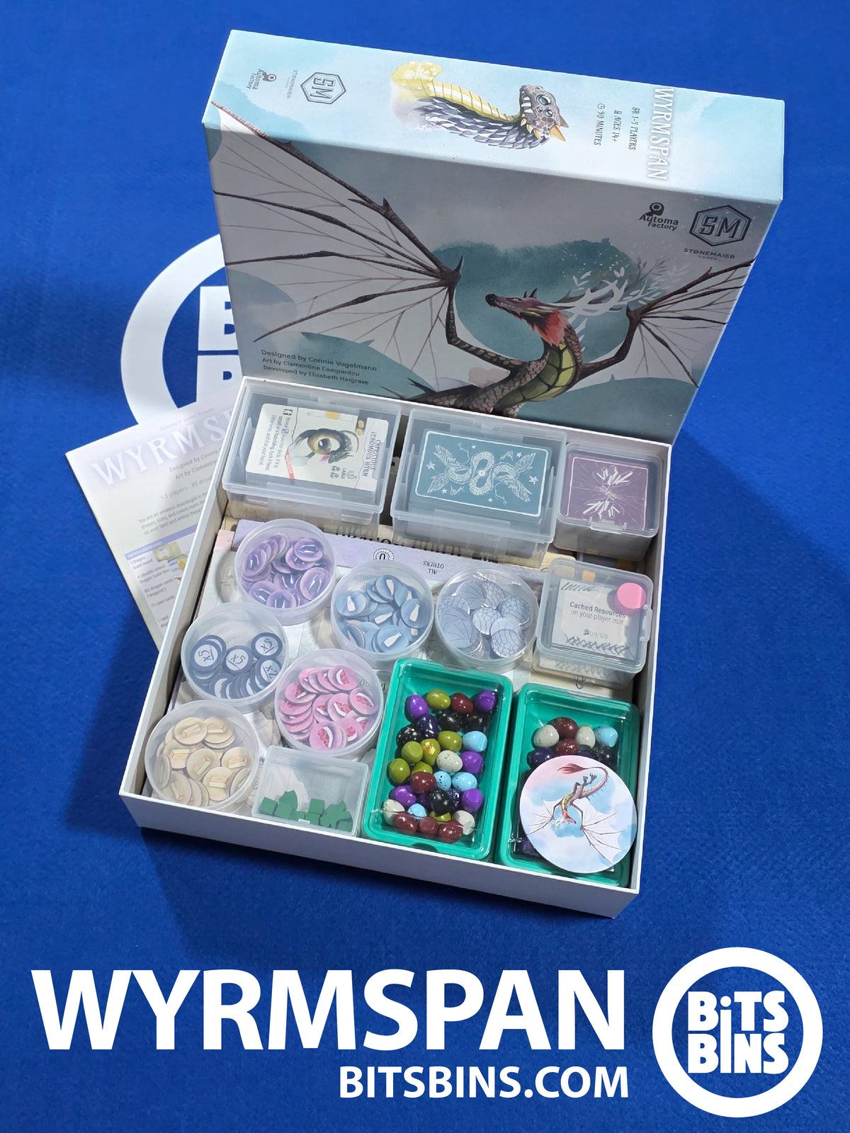 Wyrmspan organizer set by BitsBins: 6 Pods for the resources, coins and multiplier tokens, 5 Minis for the player markers, 2 100+ Card Boxes for the dragon cards and 2 Stacks for the cave cards.